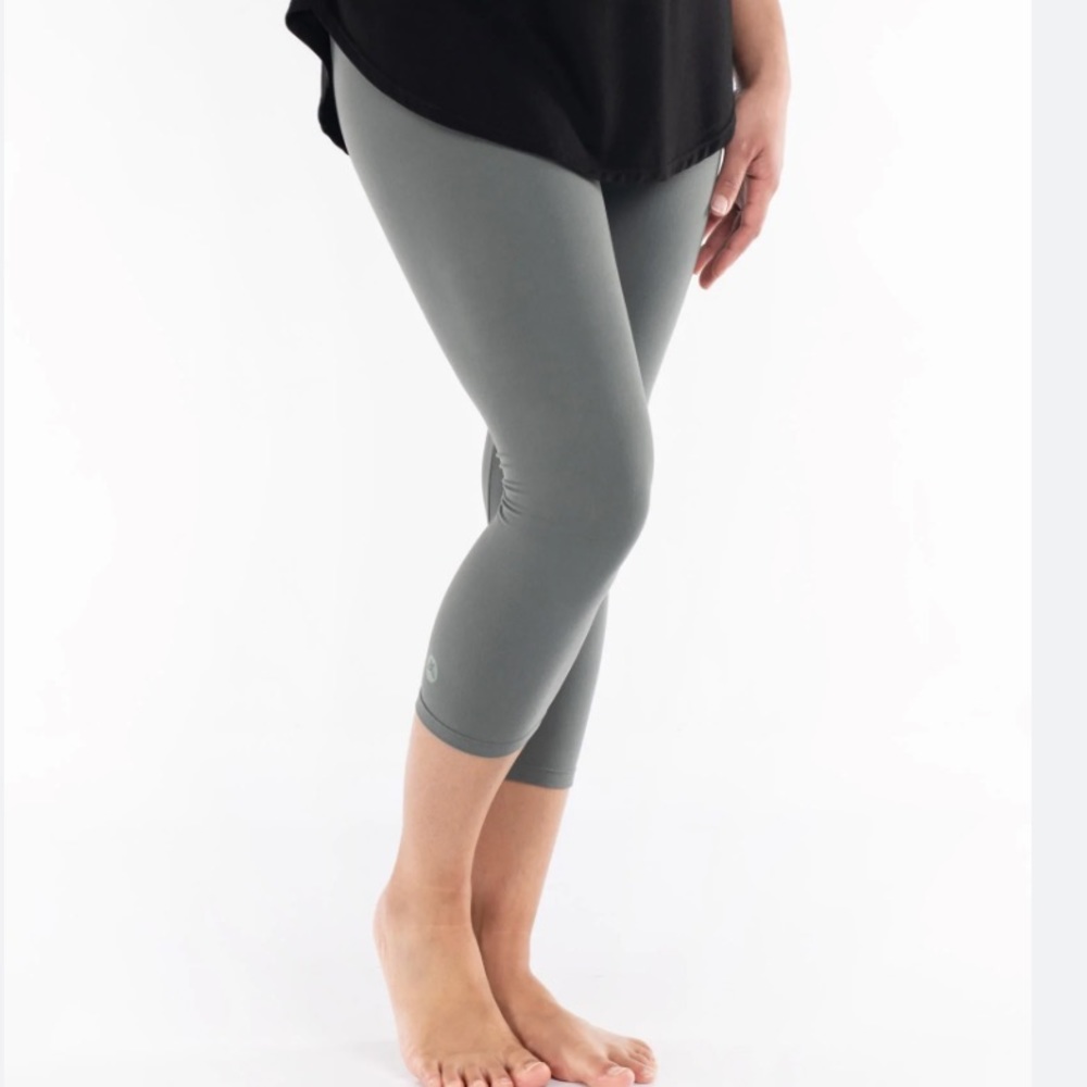 BNWT Sweetlegs Thyme Crop